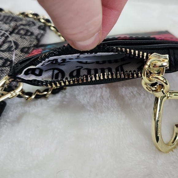 Juicy Culture Black Beige Floral Wristlet Credit Card Key Chain 2 Piece Set NWT - Picture 13 of 14